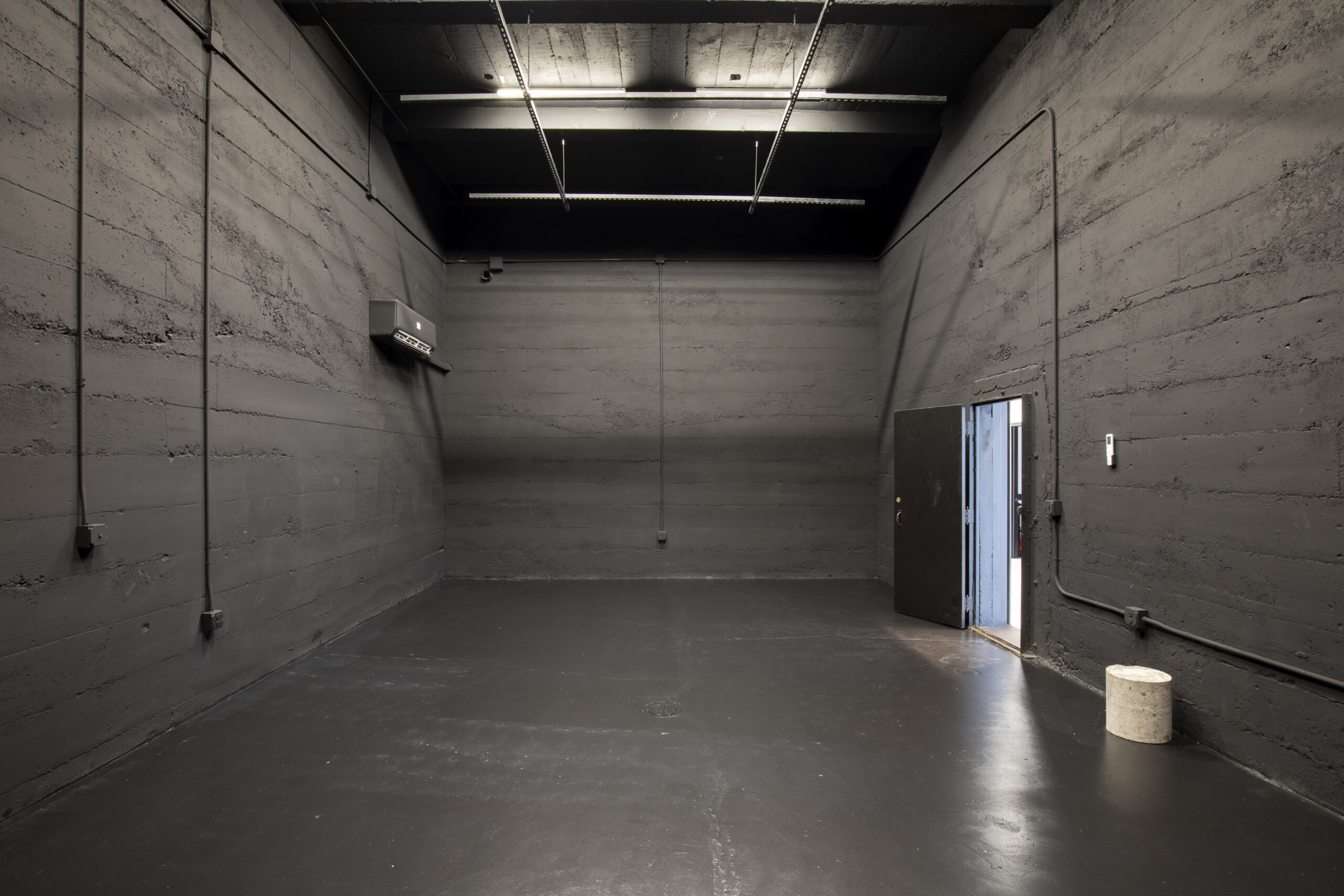 ©AmyBezekPhotography_02222024_Dark Studio_Art Gallery_Exterior_000037-HDR-2